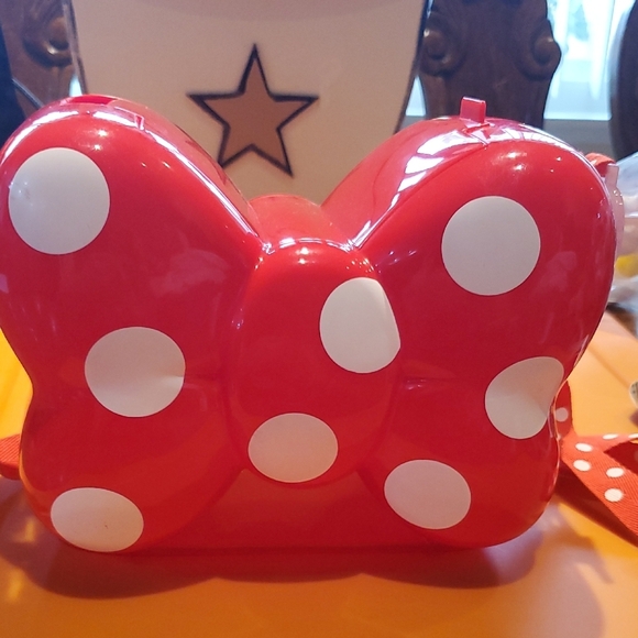Tokyo Disney Resort Redd White Minnie Mouse Popcorn Bucket - Picture 2 of 10